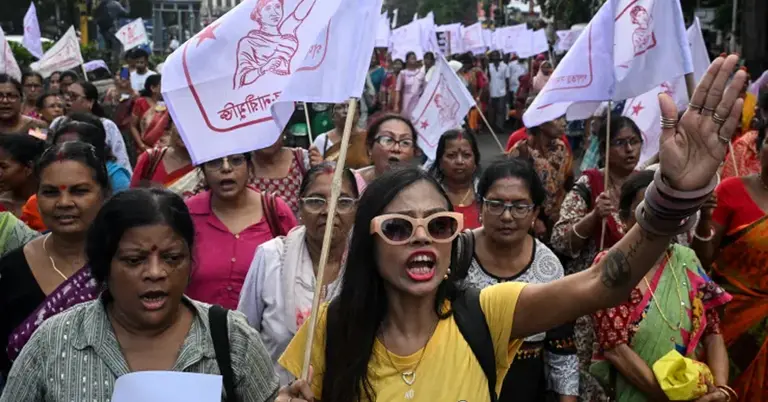 জ্ঞানেশ কুমারের পদত্যাগের দাবিতে বিক্ষোভ